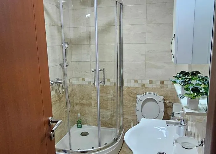 Panorama 2 アパート